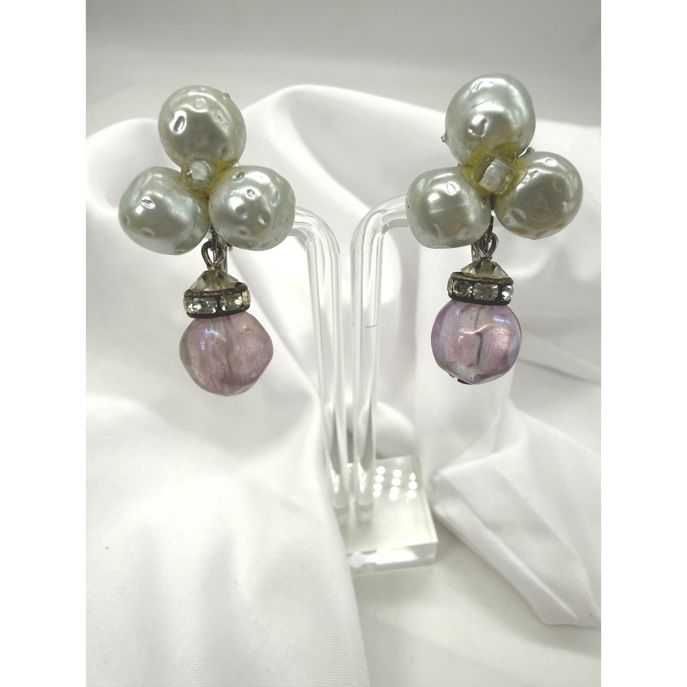 Vintage Style Faux Pearl Cluster Iridescent Lavender Glass Drop Clip On Earrings
